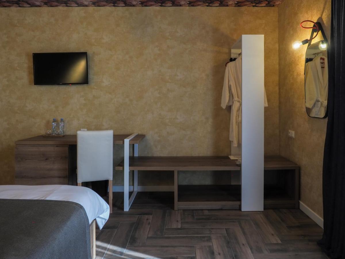 Hotel Banihills Tiflis Exterior foto