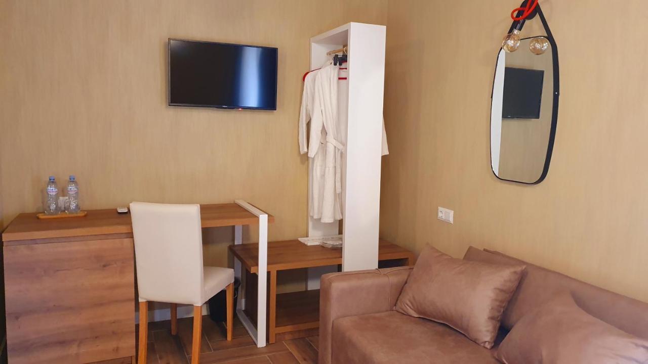 Hotel Banihills Tiflis Exterior foto